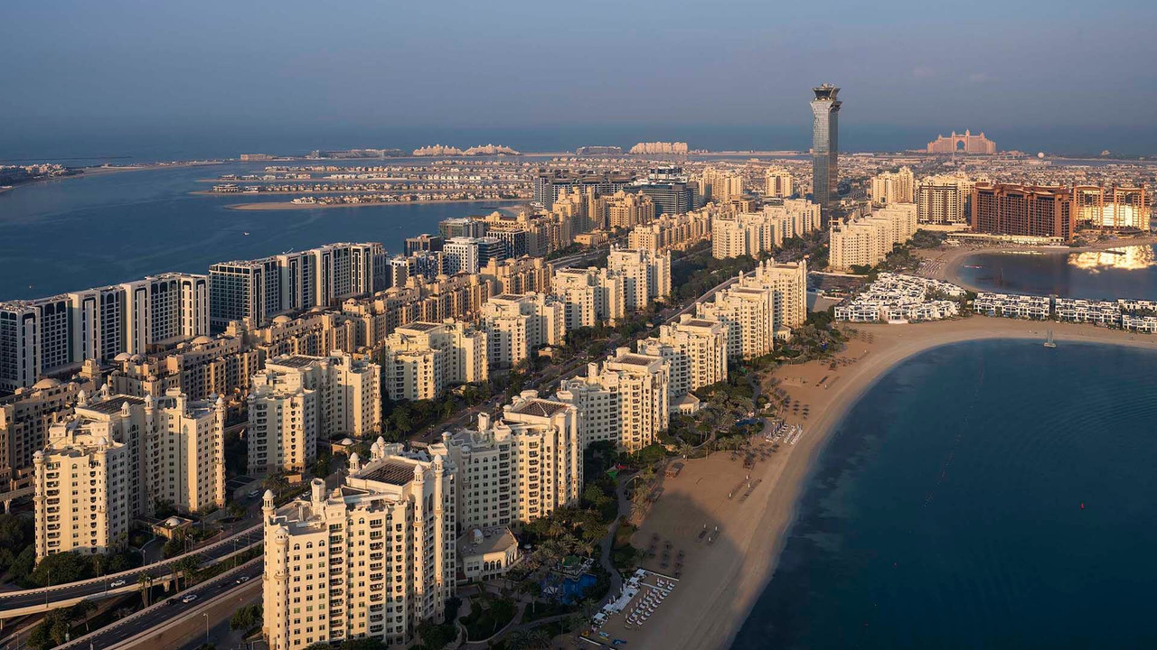 Palm Jumeirah Shoreline Apartments